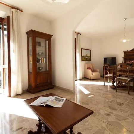 Mamma Ciccia - Front Apartman *