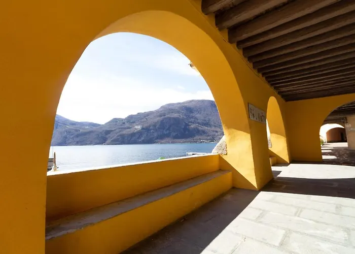 Mamma Ciccia - Front 아파트